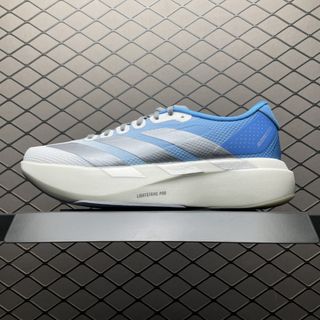 (Category: ) located in . Submitted by lovely_shoes (Listing ID 1446029095, Image 1). Description: .