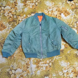 (Category: ) located in . Submitted by nusivintage (Listing ID 1445990776, Image 1). Description: .