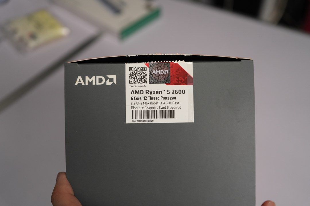 AMD Ryzen 5 2600 6-Core 12-Thread Processor492713698825359362