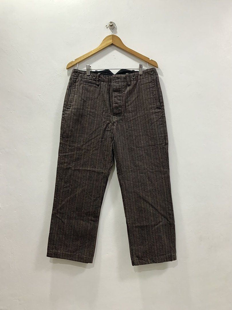 ANNUAL RING VINTAGE FRENCH CHAMBRAY WORK PANTS (Category: Trousers) located in Cavite. Submitted by ___layern0ne (Listing ID 1446103208, Image 2). Description: About the product: • Brown pinstripe pants • Closure: Button fly • Style: Classic, comfortable, and durable • Perfect for casual or smart-casual looks Tagged Size: M Waistline: 32 Front Rise: 12 inches Leg Opening: 8.5 inches Length: 35.5 inches Measured laid flat and at its longest point 