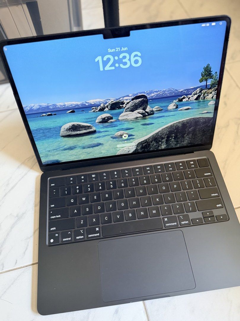 Apple MacBook Air M2 (2022) - Midnight492977302463457280