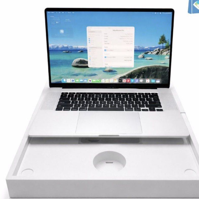 Apple MacBook Pro 16 2019 (A2141) w TouchBar