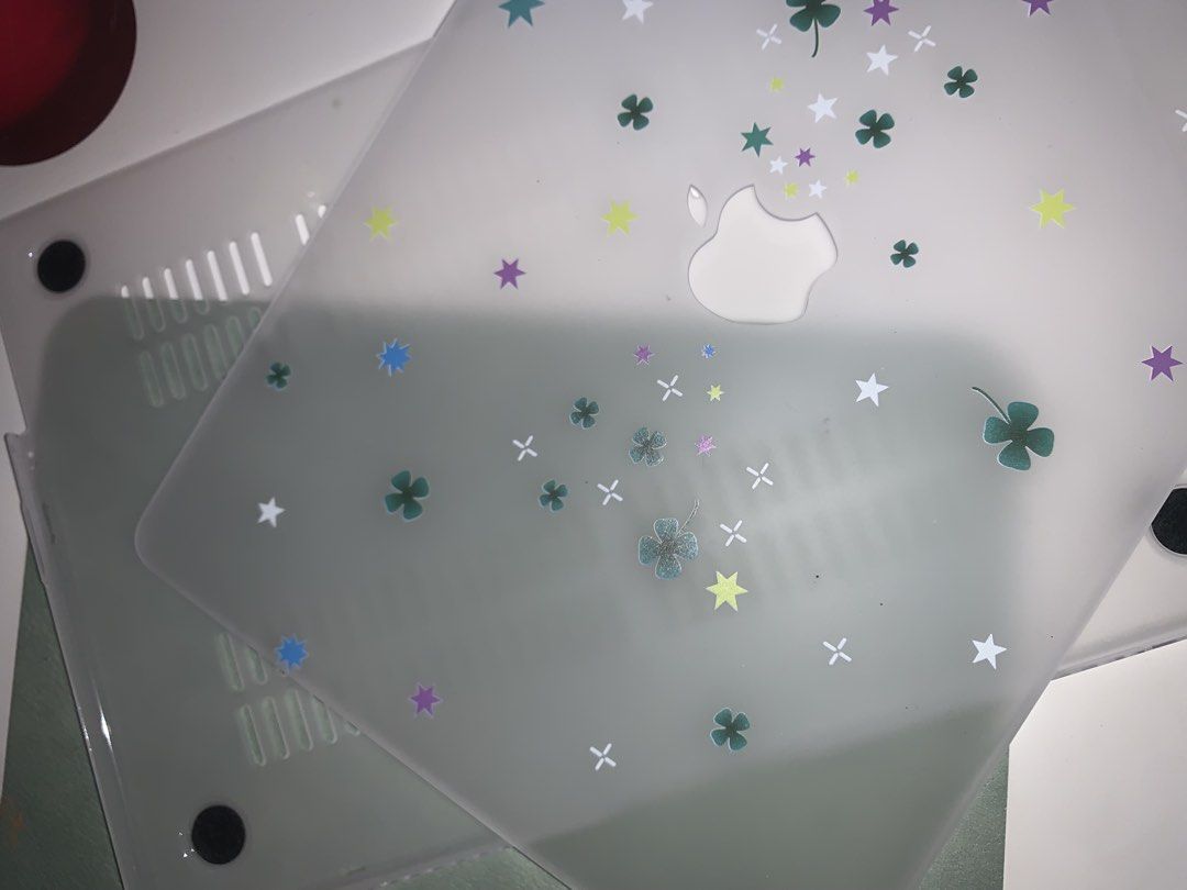 apple macbook pro acrylic case (Category: Laptops & Notebooks) located in Calamba. Submitted by brbcaliii (Listing ID 1446157706, Image 1). Description: just removed plastic upon opening, from 🍊 rfs: bought the wrong size loc: qc, mm can do sdd/jnt pls dm if interested ty.