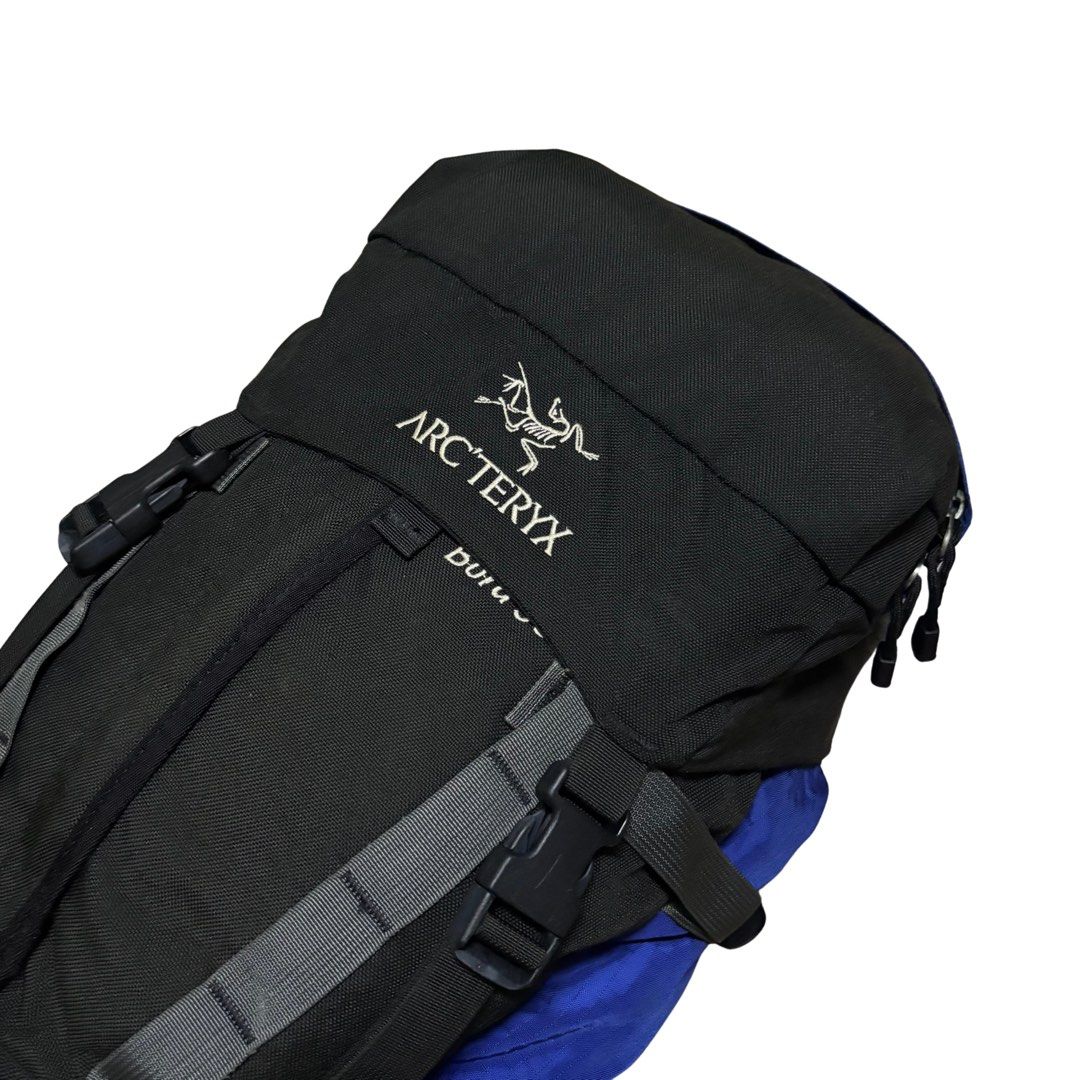Arc’teryx Bora 30 Backpack (Category: Backpacks) located in Muntinlupa City. Submitted by rtyfck (Listing ID 1446052470, Image 2). Description: Arc’teryx Bora 30 Backpack Details : •Size : M/OS •Issue : sign of usage , expired waterproof •Condition : Very Worn.