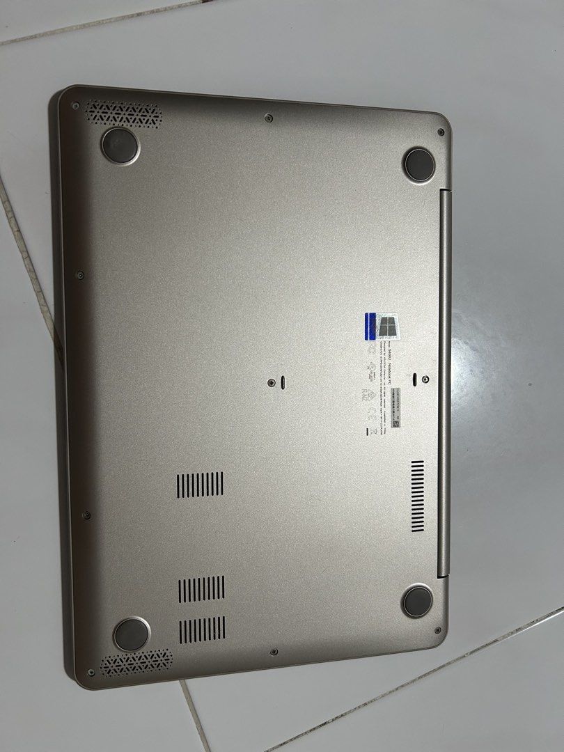 ASUS VivoBook S14 Laptop493087661448898564