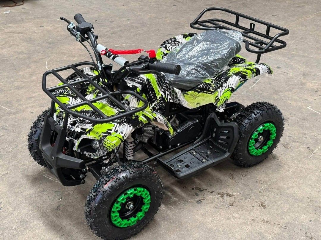 Atv 49cc (Category: Babies & Kids Fashion) located in Manila. Submitted by saguittarian06 (Listing ID 1445997066, Image 2). Description: Restock now. Onhand now GN. Atv 49cc double exhaust Thumb throttle ( iwas ipit pagpihit) 4-12 years old. Adult up to 2-stroke engine motor need 2T. If you add gasoline directly without 2T, the motor will burn out and cannot be used normally Posted prints. Available now.