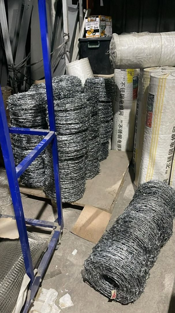 Barbed wire (Category: Everything Else Others) located in Manila. Submitted by 09171479278_elsie. (Listing ID 1446023865, Image 1). Description: Specs: 2.7mm x 130mtrs.
