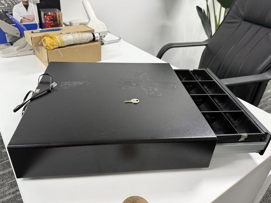 Black Cash Drawer with Key and Cable492857588765184002