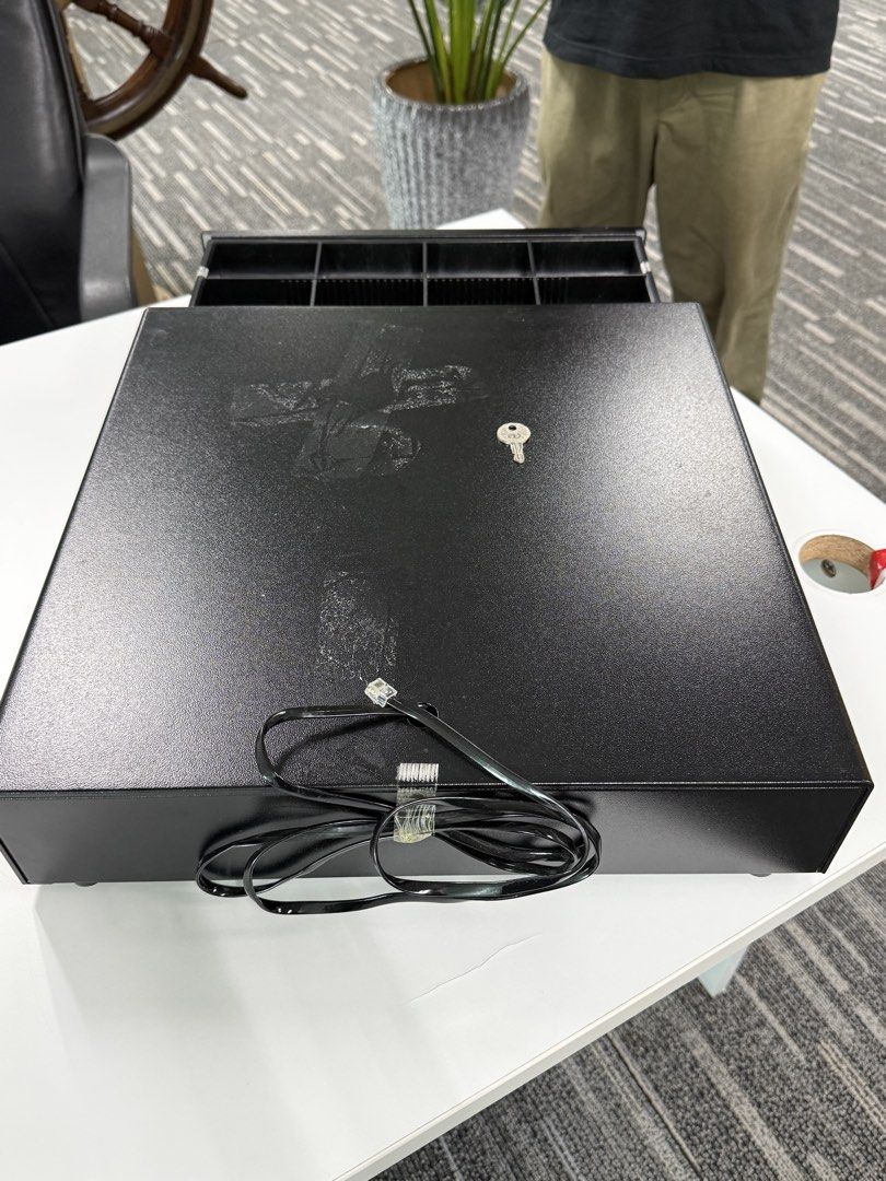 Black Cash Drawer with Key and Cable492857588765184004