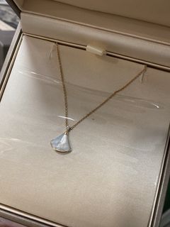 （分類：）位於 。 由 navy.l 提交（商品編號 1445991027，圖片 1）。簡介： 。