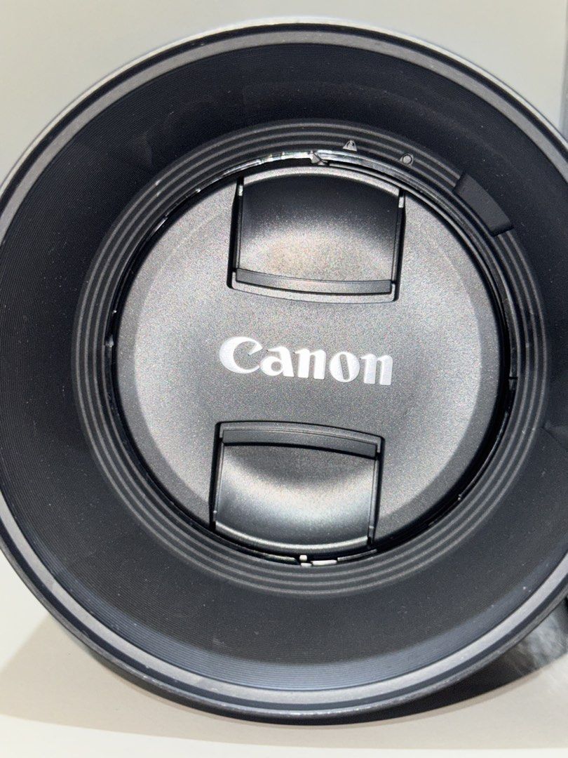 Canon RF 700-200 f4L (Category: Lens & Kits) located in Manila. Submitted by zqqdd256bm16173 (Listing ID 1446158378, Image 2). Description: No hidden issue Under Canon Philippines Warranty No fungus. Dry cabinet maintained.
