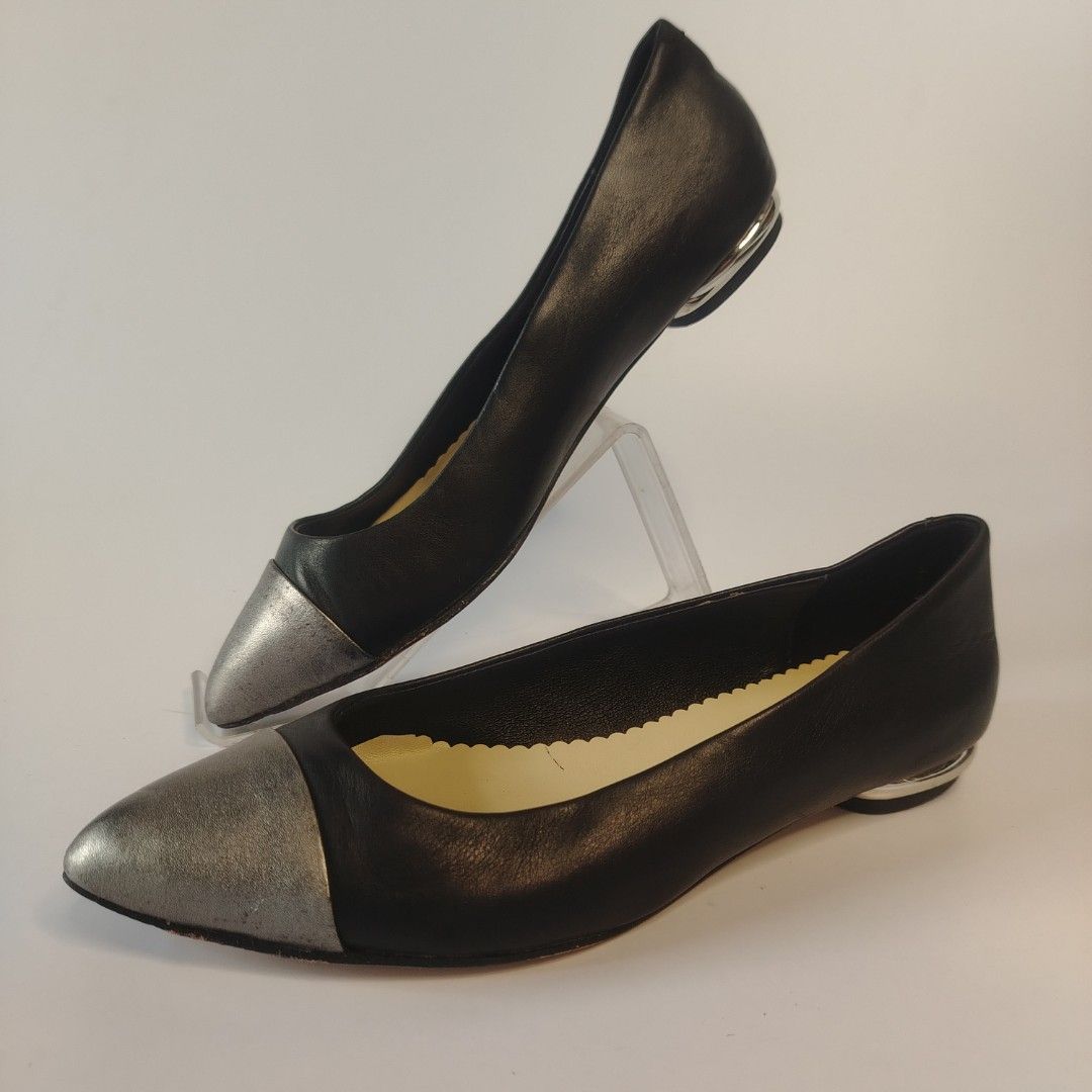 Chanel flats/dollshoes (Category: Flats & Sandals) located in San Carlos. Submitted by fashiondesancarlos05 (Listing ID 1445990183, Image 3). Description: .