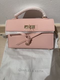 (Category: ) located in . Submitted by shoppinqueen2 (Listing ID 1446118748, Image 1). Description: .