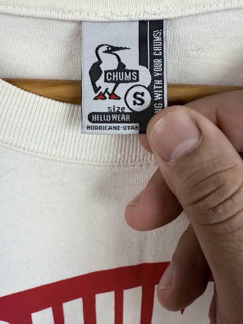 Chums Logo T shirt (Category: Shirts) located in Kuala Lumpur. Submitted by weeeeiee___ (Listing ID 1446023072, Image 3). Description: .