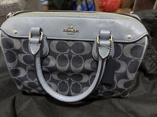 (Kategori: ) berada di . Dikirim oleh prelovedstuff74 (ID iklan 1446104263, Gambar 1). Deskripsi: .