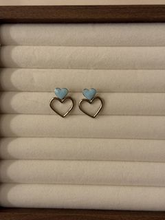 (Category: ) located in . Submitted by missvin (Listing ID 1446034693, Image 1). Description: .