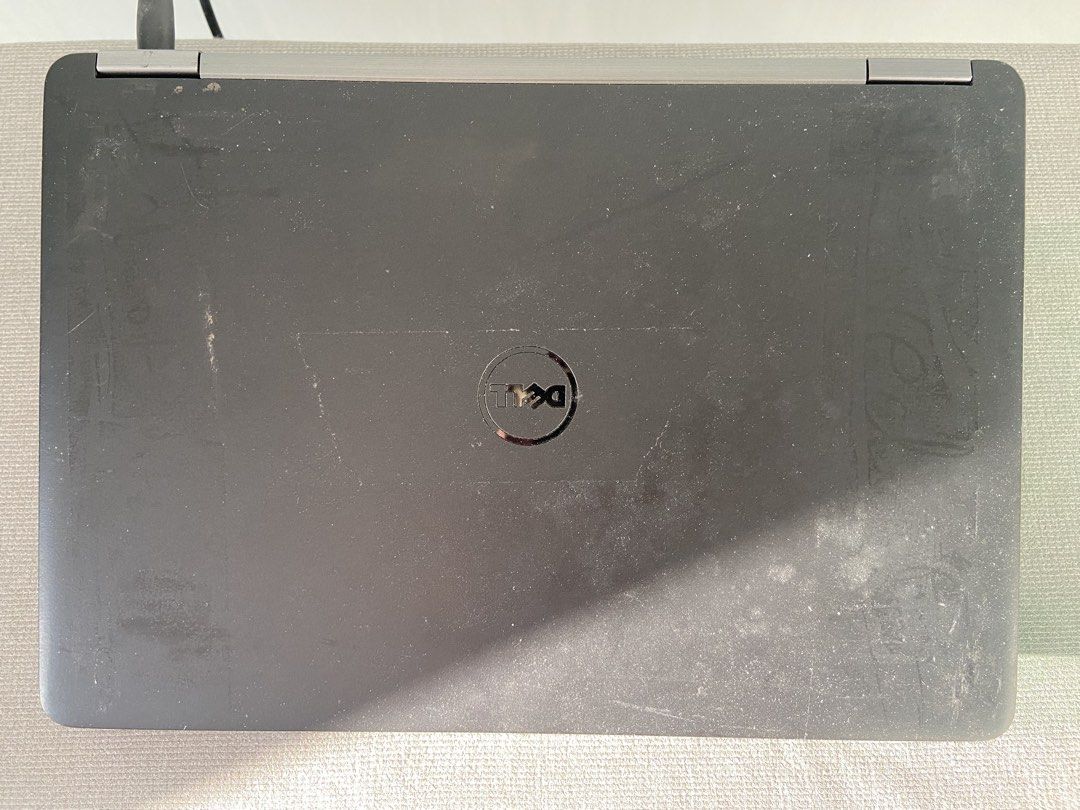 Dell Latitude 7270492958770434549764