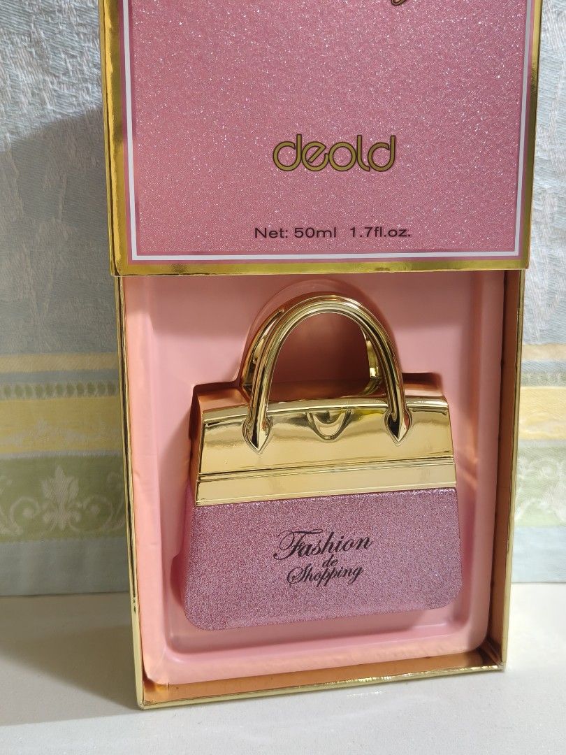 Deold (Category: Fragrance & Deodorants) located in Singapore. Submitted by angelaolk (Listing ID 1446046038, Image 9). Description: Teachers' day Childrens' day Christmas 🎄... COMING SOON....