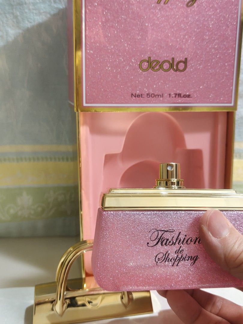 Deold (Category: Fragrance & Deodorants) located in Singapore. Submitted by angelaolk (Listing ID 1446046038, Image 5). Description: Teachers' day Childrens' day Christmas 🎄... COMING SOON....
