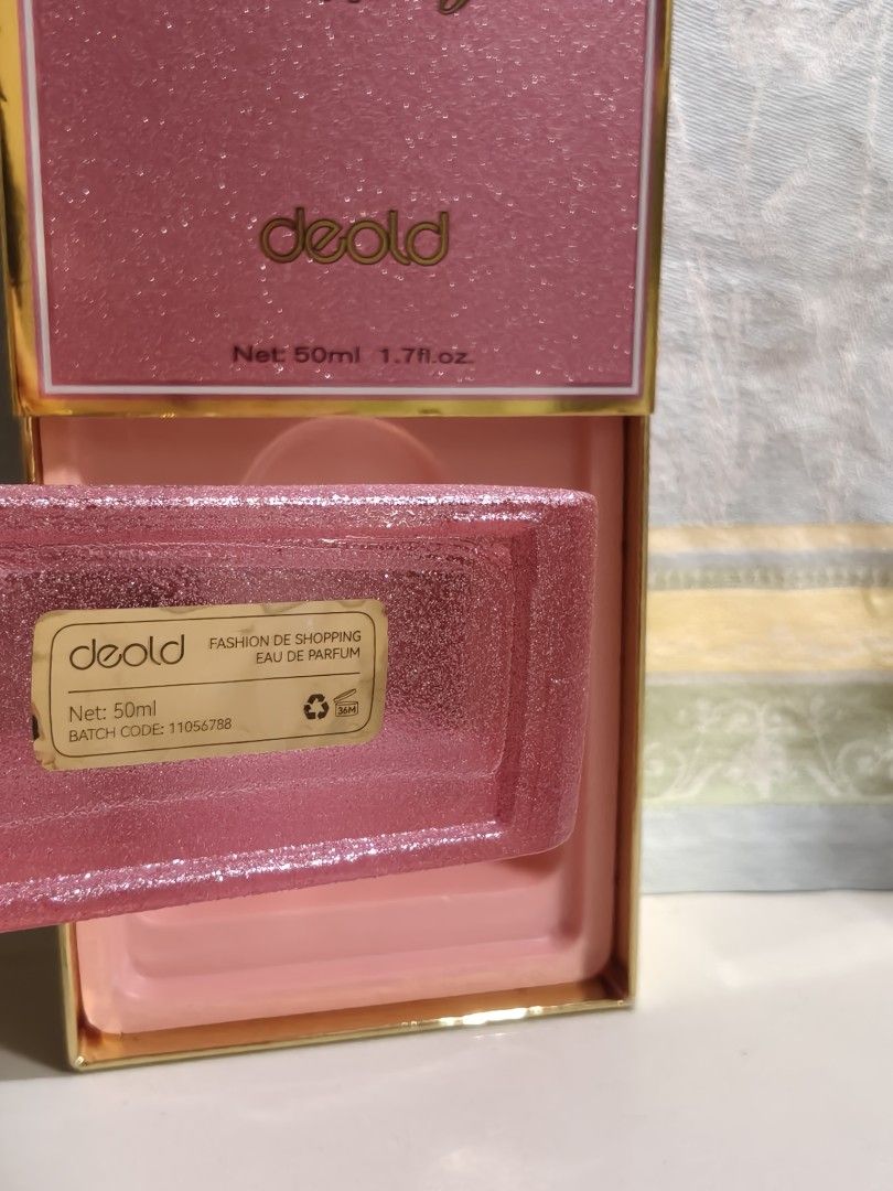 Deold (Category: Fragrance & Deodorants) located in Singapore. Submitted by angelaolk (Listing ID 1446046038, Image 7). Description: Teachers' day Childrens' day Christmas 🎄... COMING SOON....