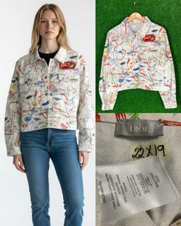 (Category: ) located in . Submitted by luxurygarments (Listing ID 1446097291, Image 1). Description: .