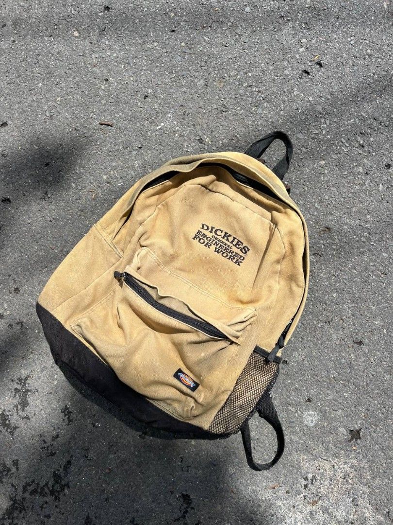Distressed Dickies Backpack (Category: Backpacks) located in Quezon City. Submitted by michypeachyy1 (Listing ID 1446059918, Image 1). Description: 950 plus shipment design/style niya talaga yan hindi po stains issue last picsture.
