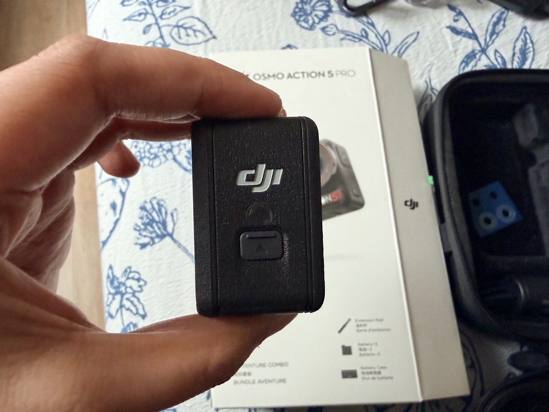 DJI Osmo Action 5 Pro Adventure Combo (Category: Cameras) located in Manila. Submitted by aslyann (Listing ID 1446012503, Image 3). Description: - DJI Osmo Action 5 Pro Adventure Combo - Includes camera, protective case, and accessories - Ready for your next adventure - Ideal for capturing action shots Upgraded .
