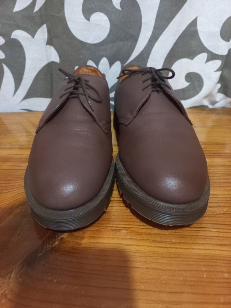 Dr. Martens 1484 Brown Leather Shoes (Category: Casual Shoes) located in Baguio. Submitted by highticket75 (Listing ID 1446014486, Image 2). Description: - Classic Dr. Martens 3-eyelet shoes - Smooth brown leather - Iconic air-cushioned sole - Comfortable and durable for everyday wear - Versatile for dressing up or down - Wardrobe staple - Limited availability!.