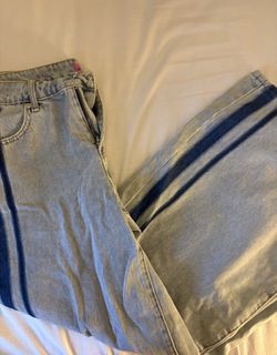 （分類：）位於 。 由 _lc8299 提交（商品編號 1445997004，圖片 1）。簡介： 。
