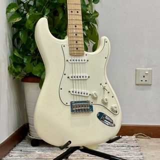 (Category: ) located in . Submitted by guitar_nutjobs (Listing ID 1446081766, Image 1). Description: .