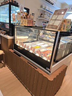(Category: ) located in . Submitted by chatters_gelato (Listing ID 1446027595, Image 1). Description: .