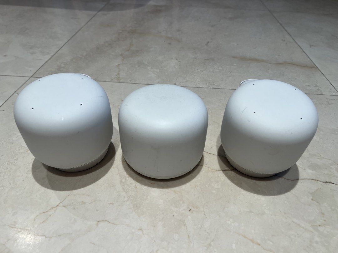 Google Nest Wifi Router and 2 Points492977300607477760