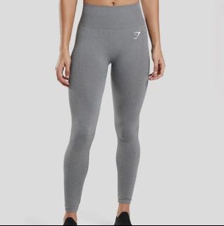 (Category: ) located in . Submitted by prettyclothescc (Listing ID 1446055921, Image 1). Description: .