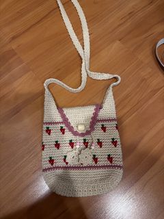 (Category: ) located in . Submitted by comtes.champagne (Listing ID 1446129547, Image 1). Description: .