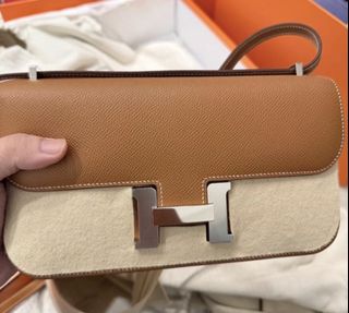 （分類：）位於 。 由 bellize.luxury 提交（商品編號 1446122292，圖片 1）。簡介： 。