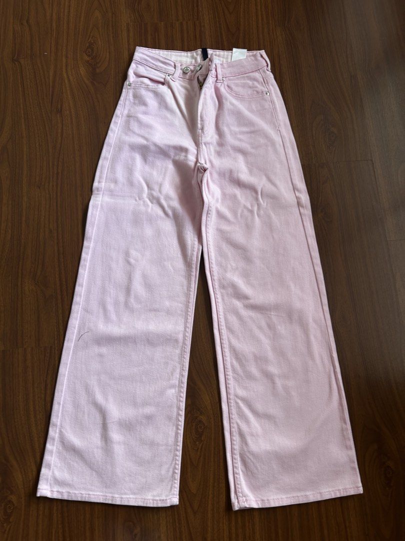 H&M Divided Wide Leg Jeans Light Pink (Category: Jeans) located in Quezon City. Submitted by sdnncmp (Listing ID 1446040307, Image 2). Description: H&M Divided Pink Jeans - high waist fit - size EUR38 / US6 on tag - cuuute pink color - still good quality dm for any inquiries or questions! .