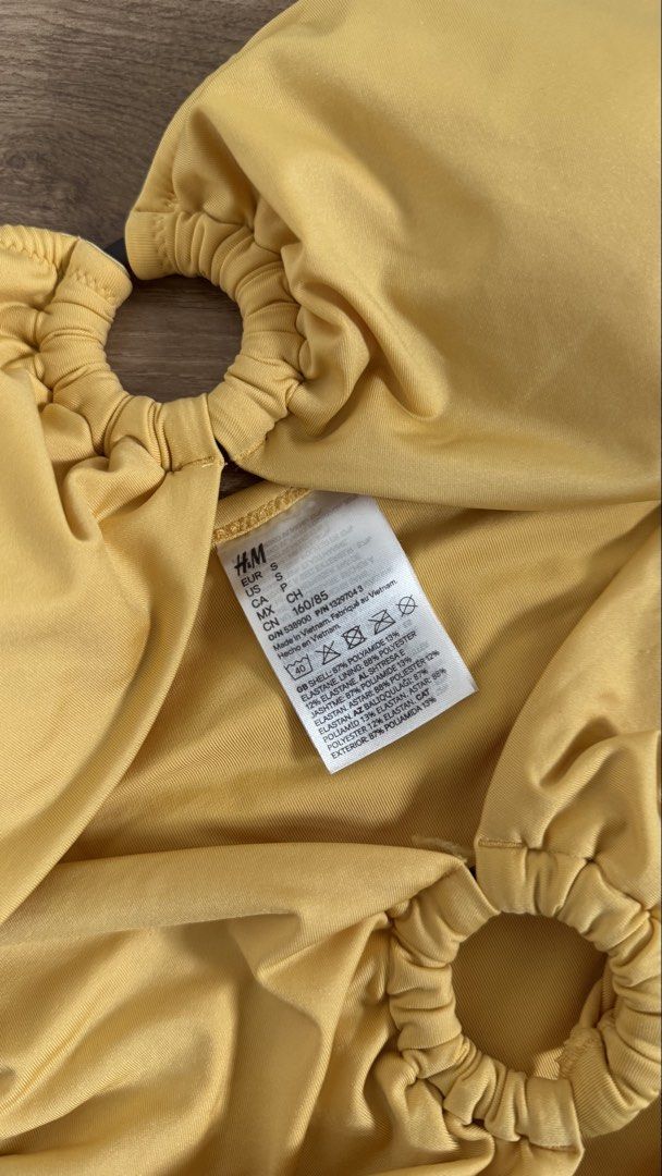 H&M Yellow One-piece Swimsuit (Category: Bikinis & Swimsuits) located in Muntinlupa City. Submitted by trixpelliarmus (Listing ID 1446030732, Image 3). Description: Used once only Original price: 1990.