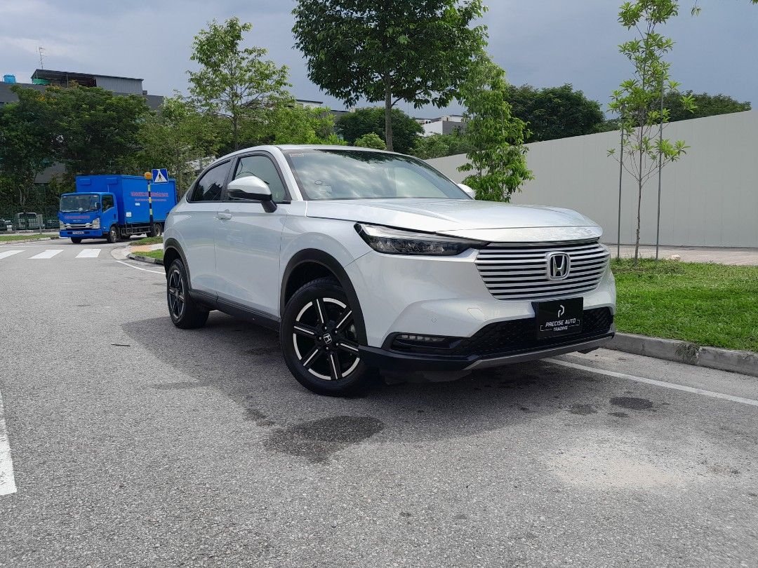 Honda Vezel 1.5A G Auto (Category: Used Cars) located in Singapore. Submitted by preciseauto (Listing ID 1446091752, Image 1). Description: 🔥🔥BOSS SAY ALL MUST GO CLEARANCE SALE🔥🔥 🚨CHEAPEST CARS IN THE MARKET🚨 🚘$500 DRIVEAWAY🚘 🏦LOWEST INTEREST FROM 1.48%🏦 🟢1 YEAR WARRANTY🟢 🔧FREE 1 YEAR SERVICING🔧 🏬 Vehicle 120 Points INSPECTION CHECK By In House Workshop BEFORE we put them for SALE 🚕 PHV Drivers Welcomed 🔁 High Trade In Value ‼️ 