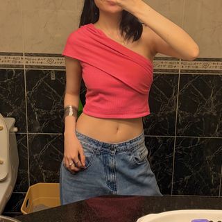 (Category: ) located in . Submitted by wavygarms (Listing ID 1445998581, Image 1). Description: .