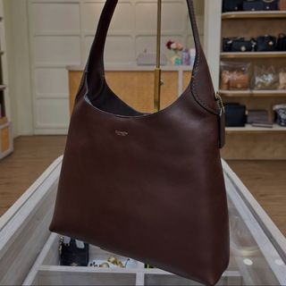 (Category: ) located in . Submitted by pshoppers. (Listing ID 1446091758, Image 1). Description: .
