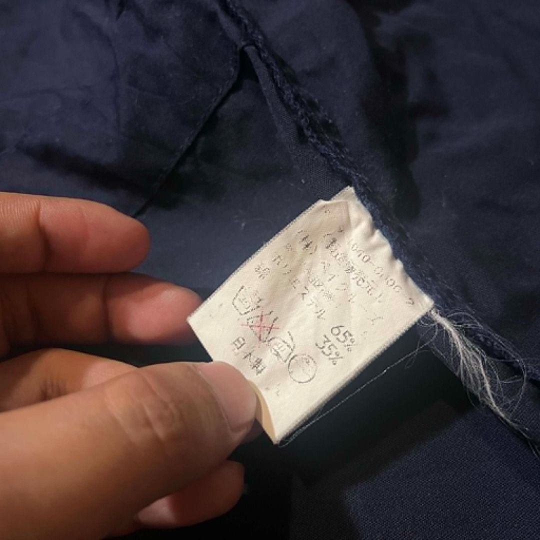 Journal Standard Single Breasted Blazer (Navy Blue) (Category: Coats, Jackets and Outerwear) located in Manila. Submitted by spo0ky.archives (Listing ID 1446090758, Image 3). Description: Width 18 Length 25 .