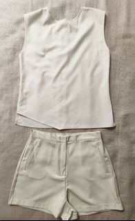 （分類：）位於 。 由 petit_luxury_closet 提交（商品編號 1446102087，圖片 1）。簡介： 。