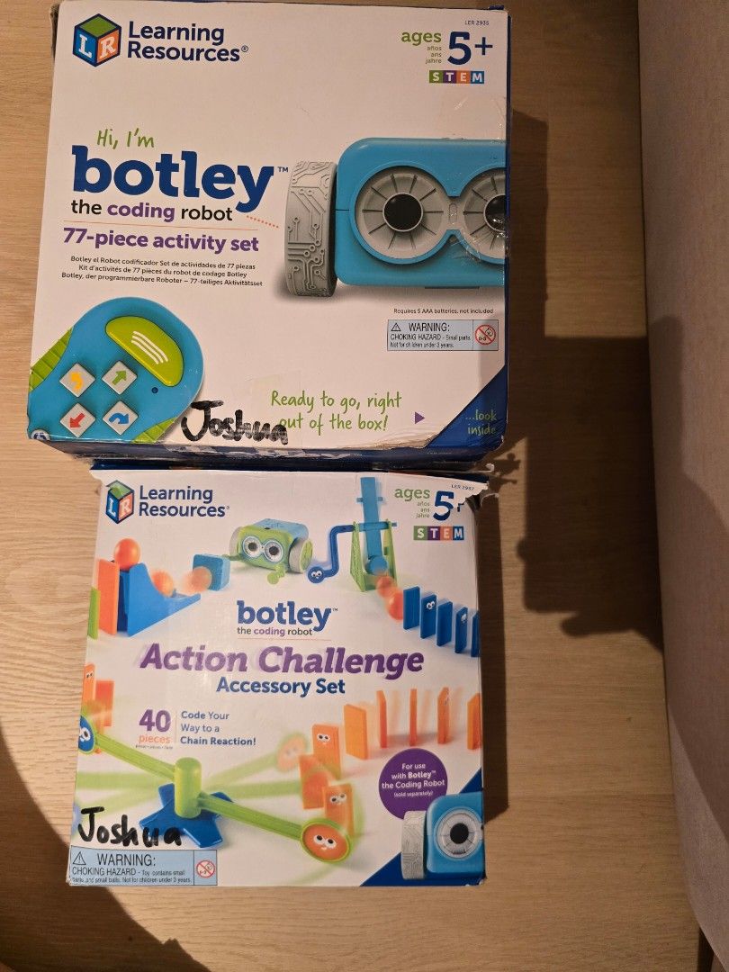 Learning Resources Botley Coding Robot & Accessory Set (Category: Educational & Learning Toys) located in Singapore. Submitted by luvinjw (Listing ID 1446150366, Image 2). Description: - Botley Coding Robot - Action Challenge Accessory Set - Includes robot, remote, and various accessories - Fun building and coding challenges - Ideal for kids learning STEM - Original boxes included.