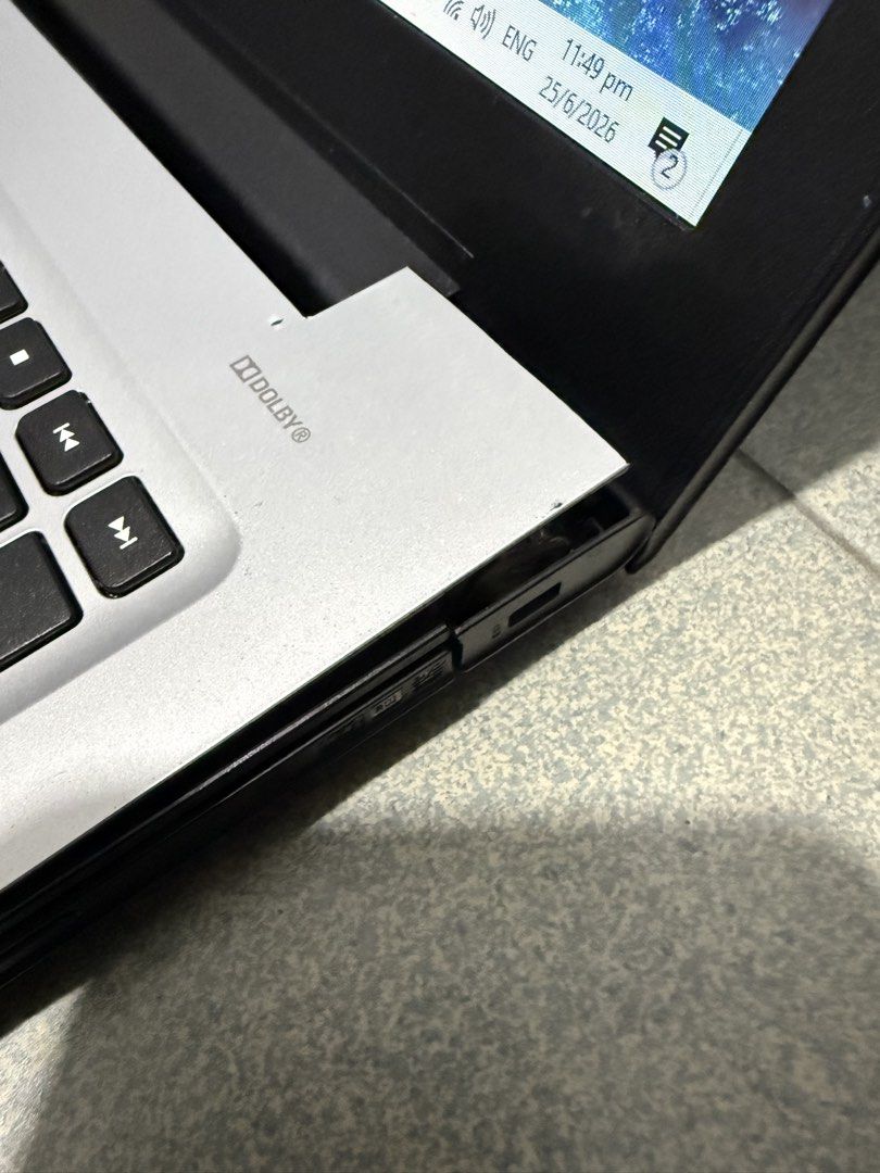 Lenovo IdeaPad 310 Intel Core i5 Laptop493087670351974404