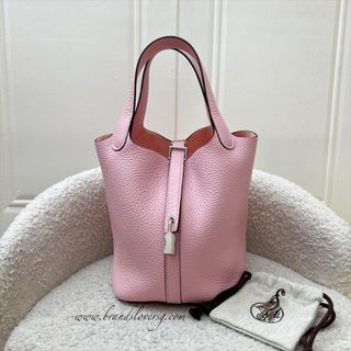 (Category: ) located in . Submitted by brands_lover (Listing ID 1446017638, Image 1). Description: .