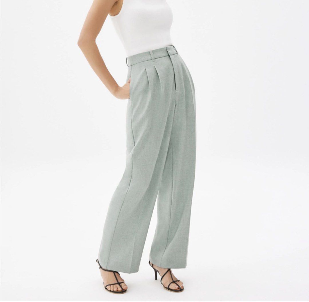 Love Bonito Lana Tailored Pants (Category: Other Bottoms) located in Manila. Submitted by rpeva19 (Listing ID 1446152700, Image 1). Description: Size: 26 Color: Lapis Green Worn once and in good condition.