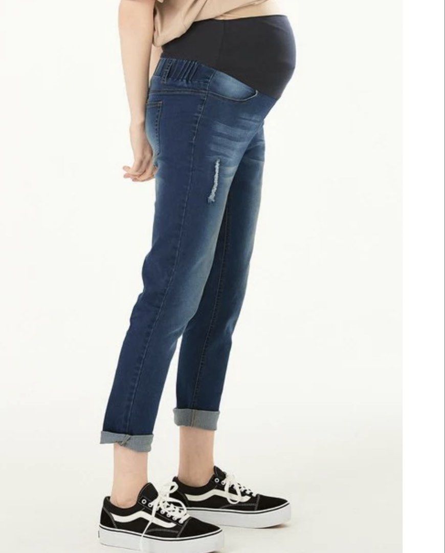 Maternity Jeans with High Elastic Waist (Category: Maternity wear) located in Taguig. Submitted by muntingkahon (Listing ID 1446069228, Image 3). Description: - Comfortable and breathable elastic washed cotton denim maternity jeans. - Boyfriend cut with stylish distressed details. - High elastic waist for excellent support and comfort throughout pregnancy. - Yoga waist design provides 360-degree coverage. - Perfect for accompanying you through yo