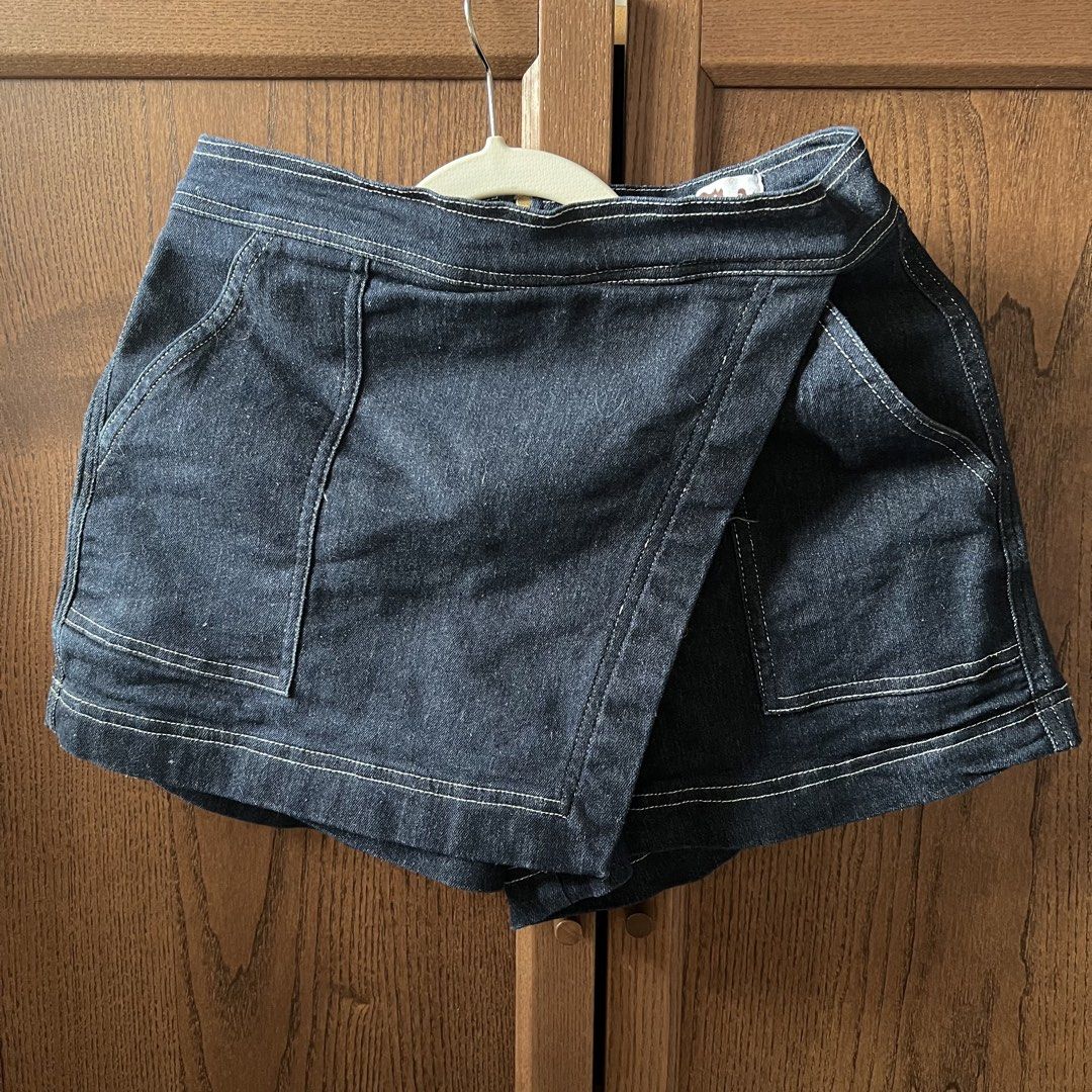 Miu The Label Rodeo denim mini skort (Category: Skirts) located in Makati City. Submitted by fifoaway (Listing ID 1446080673, Image 2). Description: .