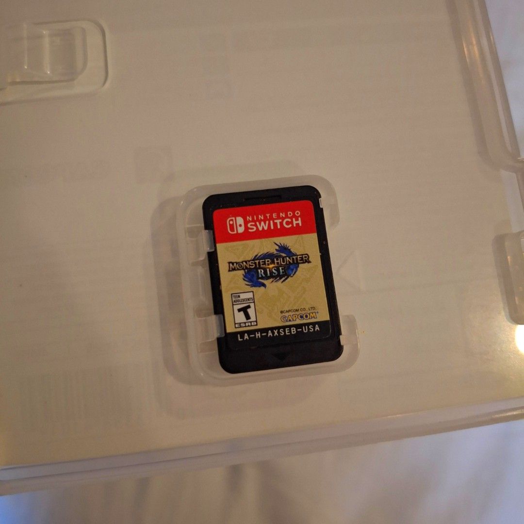 Monster Hunter Rise Nintendo Switch Game (Category: Nintendo) located in Quezon City. Submitted by tamegi (Listing ID 1446015875, Image 2). Description: condition: good as new first owner loc: qc.