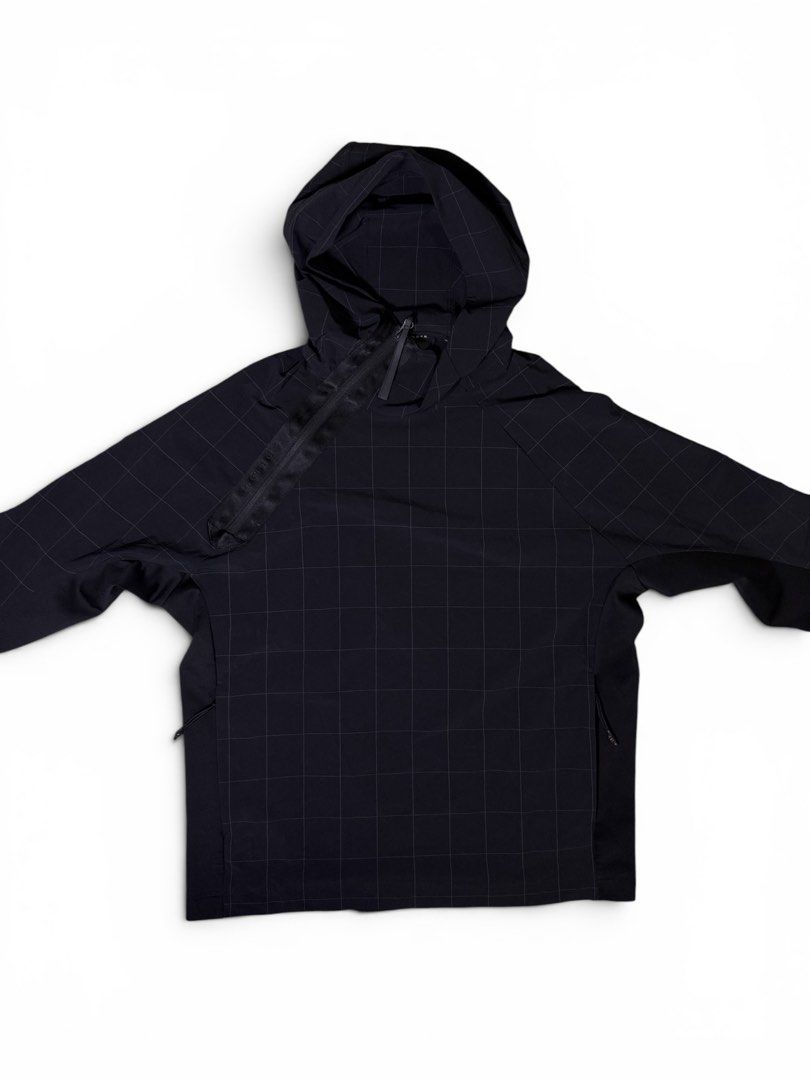 Nike tech wear hoodie (Category: Coats, Jackets and Outerwear) located in Quezon City. Submitted by dailyfits08 (Listing ID 1446120395, Image 2). Description: Sportswear tech pack hooded woven jacket Size large Excellent condition Width 23 Length 26.